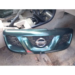 Grade frontal Nissan Terrano II (R20) | Desguace Becerril