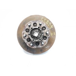 Left front hub assembly Nissan Terrano II (R20) | Becerril Scrap Yard