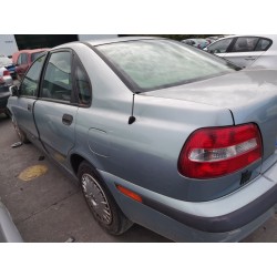 تفكيك Volvo S40 I (644) 1.8 Gasolina من عام 2003 بمحرك B 4184 S2