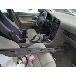 تفكيك Volvo S40 I (644) 1.8 Gasolina من عام 2003 بمحرك B 4184 S2