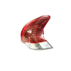 Right rear taillight Peugeot 3008 II suv (MC_, MR_, MJ_, M4_) | Becerril Scrap Yard