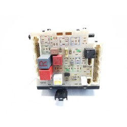 Relay / fuse box Ford Escort V Sedán (afl) | Becerril Scrap Yard
