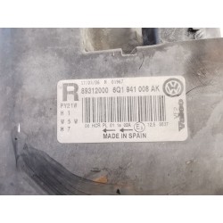 Right headlight Volkswagen Polo IV (9N_, 9A_) | Becerril Scrap Yard