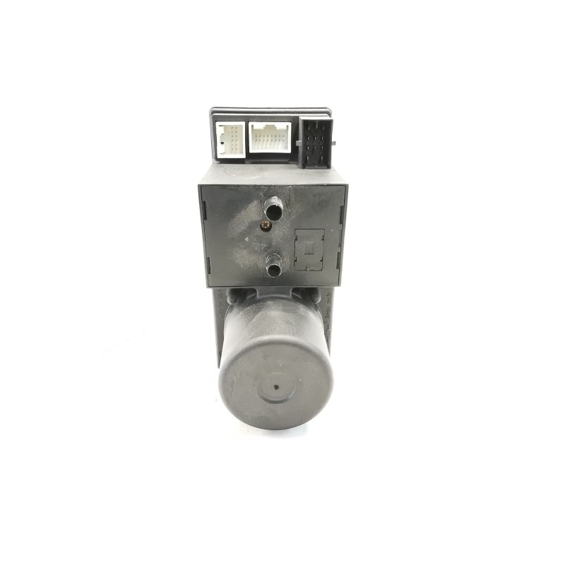 Pompe de verrouillage central AUDI A3 (8L1) 1.8 7580930