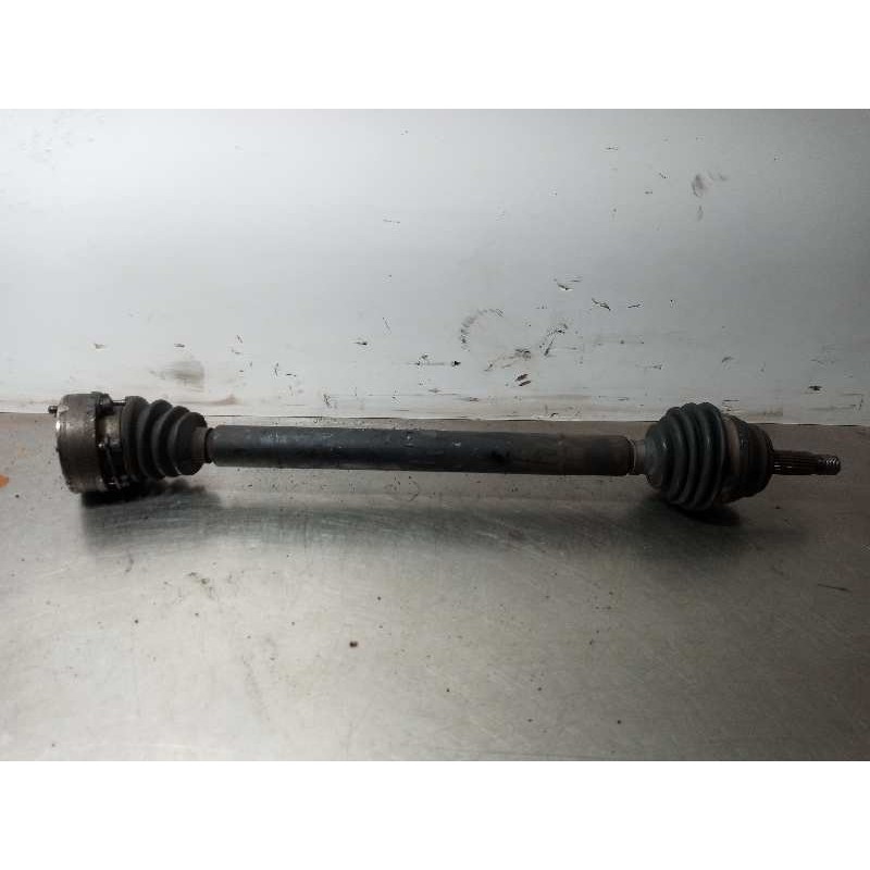 TRANSMISIÓN delantera derecha | Becerril Scrap Yard TRANSMISIÓN delantera derecha | Becerril Scrap Yard