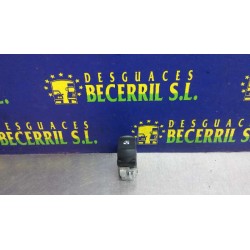 Recambio de mando elevalunas delantero derecho para renault megane ii berlina 3p confort dynamique referencia OEM IAM 28082  