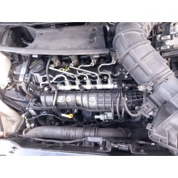 Détail des pièces pour Kia carens IV 1.7 CRDi Diesel de l'année 2014 avec le moteur D4FD