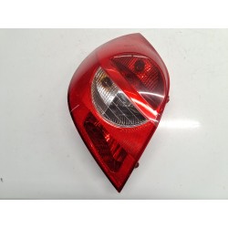 Recambio de piloto trasero izquierdo para renault clio iii (br0/1, cr0/1) 1.5 dci (c/br0g, c/br1g) referencia OEM IAM 8200886944