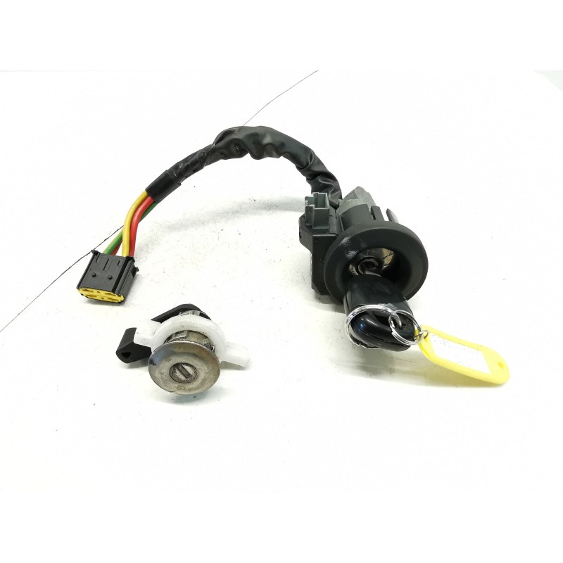 Antitheft Renault Clio II (BB_, CB_) | Becerril Scrap Yard