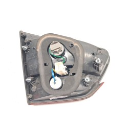 Recambio de piloto trasero central derecho para kia carens iv 1.7 crdi referencia OEM IAM   