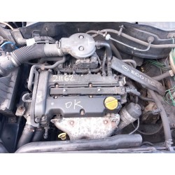 opel corsa c (x01) del año 2001