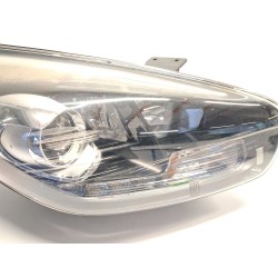 Right headlight KIA Carens IV | Becerril Scrap Yard