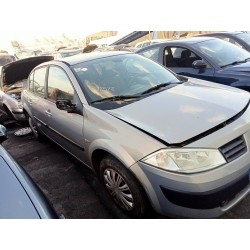 renault megane ii classic berlina del año 2003