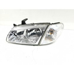 Left headlight Nissan Almera II hatchback (N16) | Becerril Scrap Yard