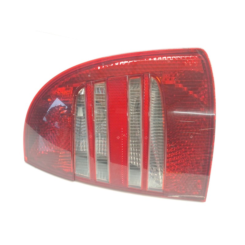 Right rear taillight Skoda Superb I (3U4) | Becerril Scrap Yard