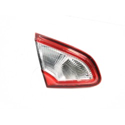 Recambio de piloto trasero central izquierdo para nissan qashqai i (j10, nj10) 2.0 dci a las 4 ruedas referencia OEM IAM 8950318