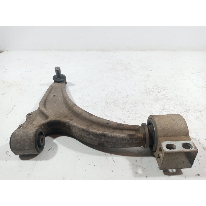 Recambio de brazo suspensión inferior delantero derecho para chevrolet cruze lt referencia OEM IAM   