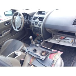 Elenco delle parti per Renault megane II SEDÁN (LM0/1_) 1.9 dCi (LM0G, LM1G, LM2C) Diesel dell'anno 2005 con motore F9Q 800