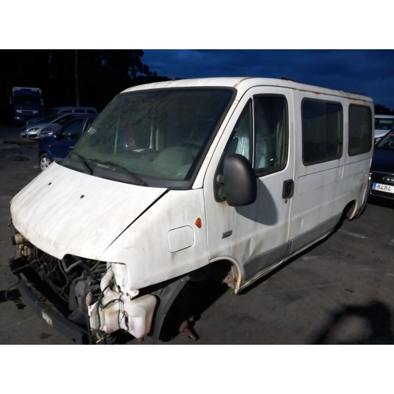 Aufschlüsselung der Teile für Peugeot boxer AUTOBÚS (244, Z_) 2.8 HDi Diesel aus dem Jahr 2003 mit Motor 8140.43S (F28DTCR)