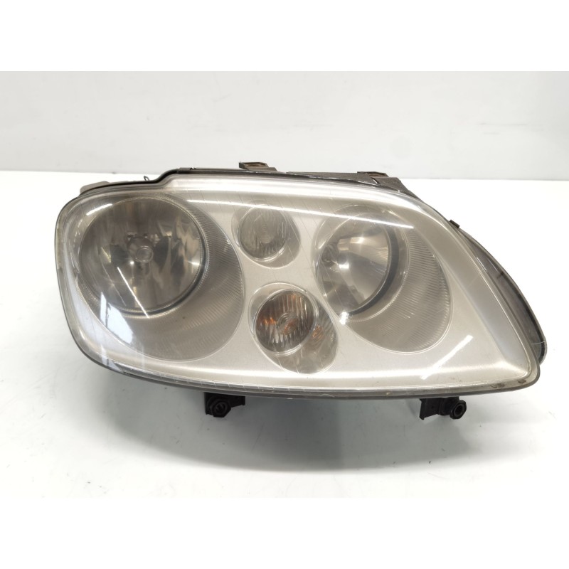 Right headlight Volkswagen Touran (1T1, 1T2) | Becerril Scrap Yard