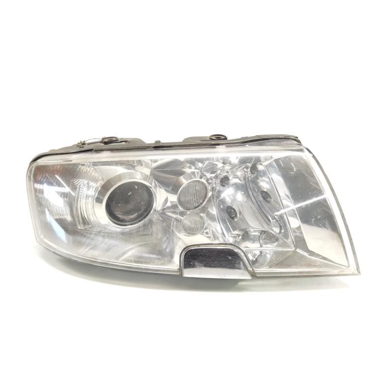 Right headlight Skoda Superb I (3U4) | Becerril Scrap Yard