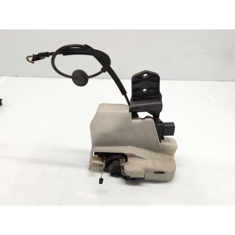 Recambio de cerradura puerta delantera derecha para skoda superb i (3u4) 1.9 tdi referencia OEM IAM   