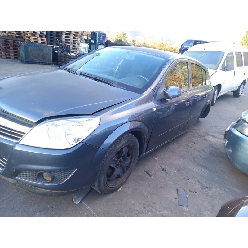 opel astra h gtc (a04) del año 2009