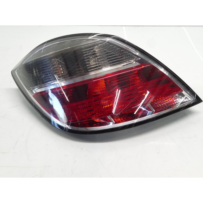 Left rear taillight Opel Astra h (A04) | Becerril Scrap Yard
