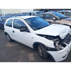 opel corsa c (x01) del año 2004