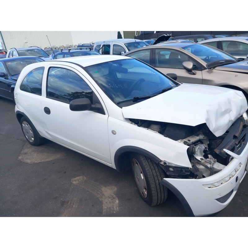 opel corsa c (x01) del año 2004