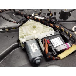 Right front window regulator Volkswagen Golf VI (5K1) | Becerril Scrap Yard