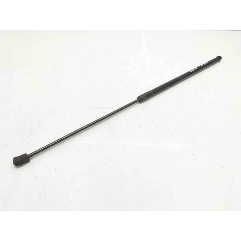 Hood dampers Volkswagen Golf VI (5K1) | Becerril Scrap Yard