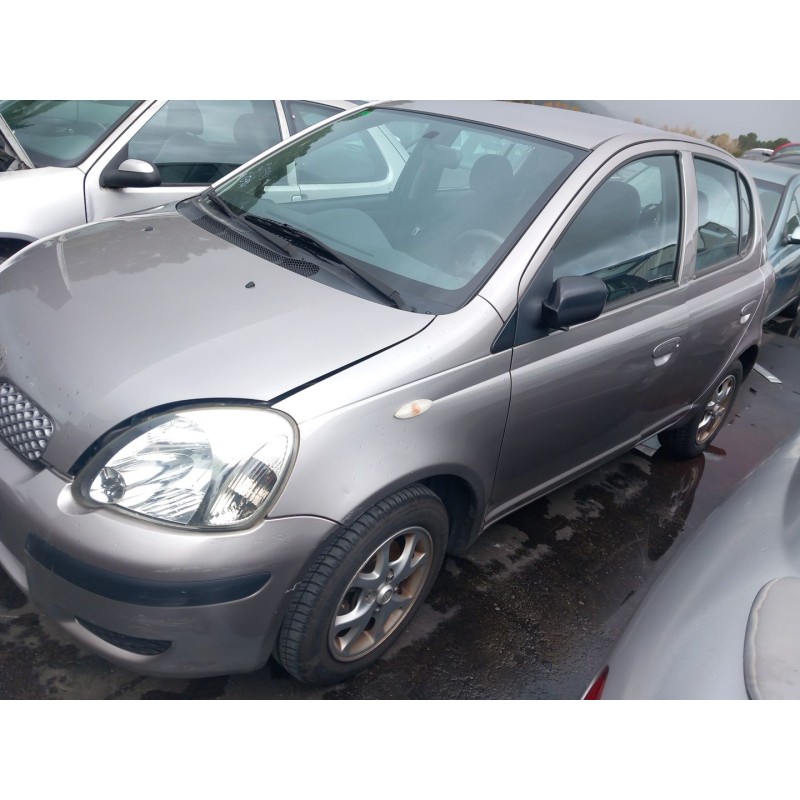تفكيك Toyota yaris (_P1_) 1.4 D-4D (NLP10_) Diesel من عام 2003 بمحرك 1ND-TV