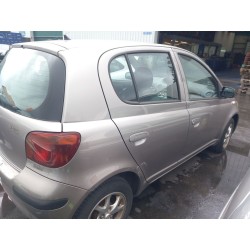 تفكيك Toyota yaris (_P1_) 1.4 D-4D (NLP10_) Diesel من عام 2003 بمحرك 1ND-TV