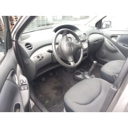 تفكيك Toyota yaris (_P1_) 1.4 D-4D (NLP10_) Diesel من عام 2003 بمحرك 1ND-TV