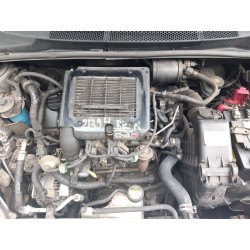 تفكيك Toyota yaris (_P1_) 1.4 D-4D (NLP10_) Diesel من عام 2003 بمحرك 1ND-TV