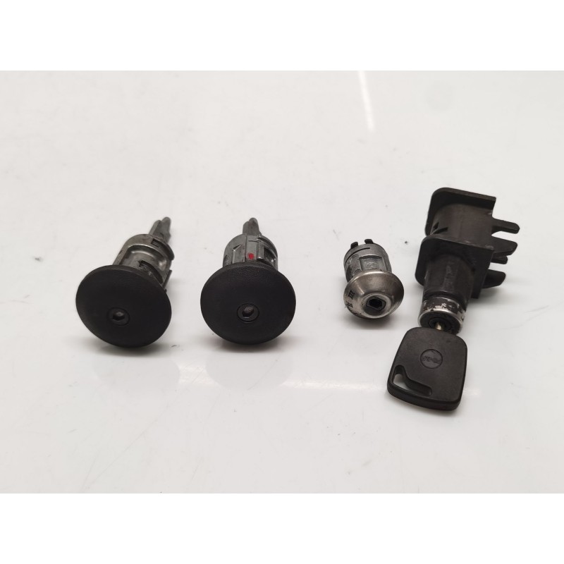 Antena antirroubo Ford Tourneo connect | Desguace Becerril