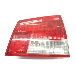 Right central rear light Opel Vectra C station wagon (Z02) | Becerril Scrap Yard