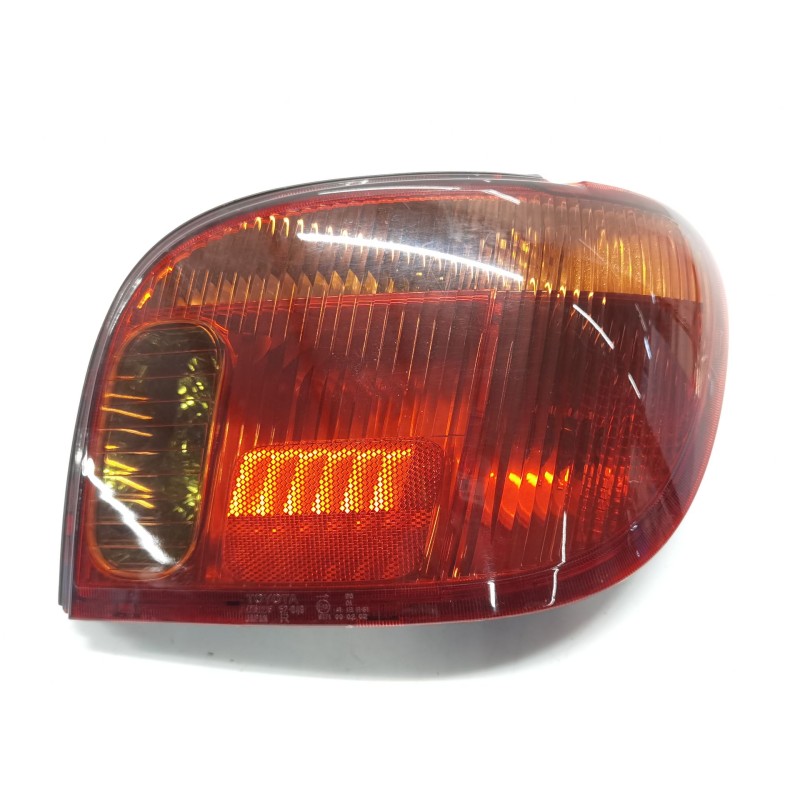 Right central rear light Toyota Yaris (_P1_) | Becerril Scrap Yard