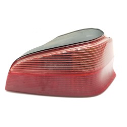 Right central rear light Peugeot 106 II (1A_, 1C_) | Becerril Scrap Yard