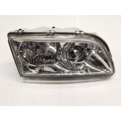 Recambio de faro derecho para volvo v40 station wagon (645) 1.9 di referencia OEM IAM   