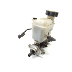 Brake booster / vacuum pump KIA Carens III monospace (un) | Becerril Scrap Yard