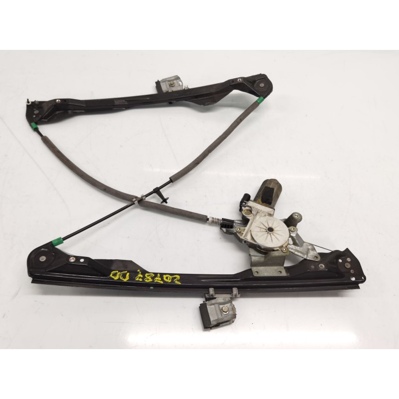 Commande de lève-vitre arrière droit Ford Focus I (daw, dbw) | Desguace Becerril