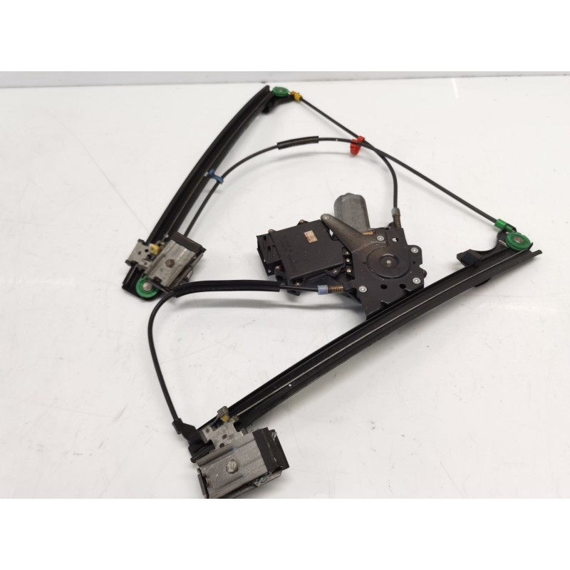 Commande de lève-vitre arrière droit Volkswagen Vento (1H2) | Desguace Becerril