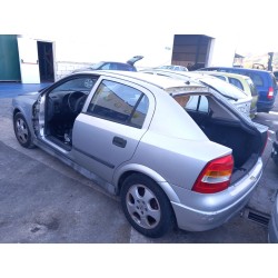 opel astra g hatchback (t98) del año 2001