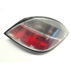 Right central rear light Opel Astra h gtc (A04) | Becerril Scrap Yard