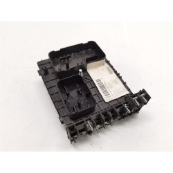 Boîte de relais / fusibles Volkswagen Touran (1T1, 1T2) | Desguace Becerril