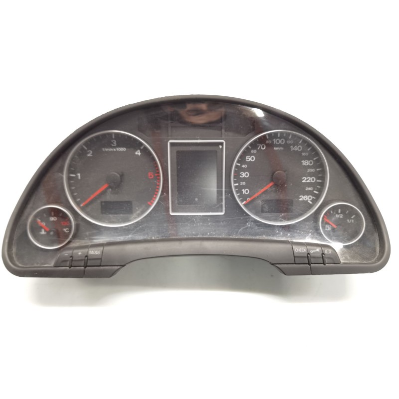 Tableau de bord Audi A4 B7 (8EC) | Desguace Becerril
