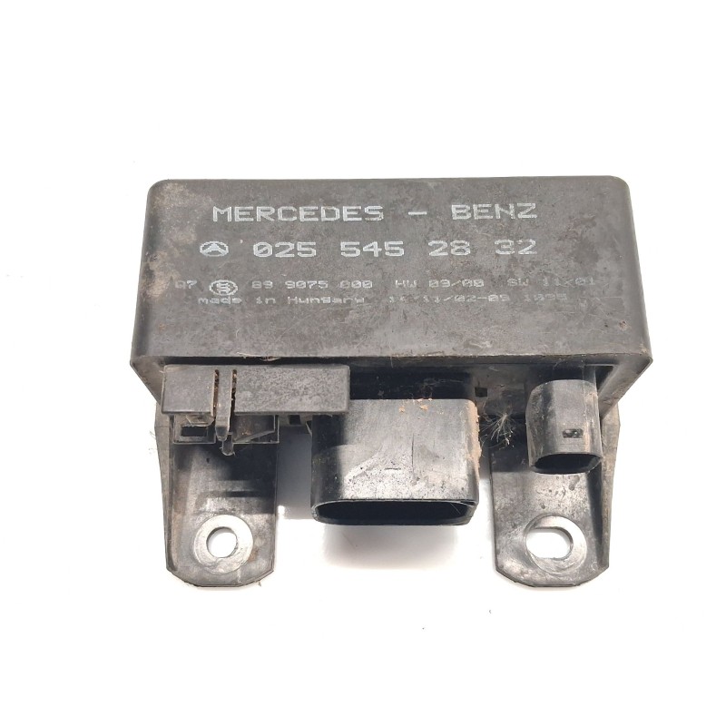 Pièce boîtier de préchauffage (module de bougies) Vito (W638) caja cerrada | Desguace Becerril