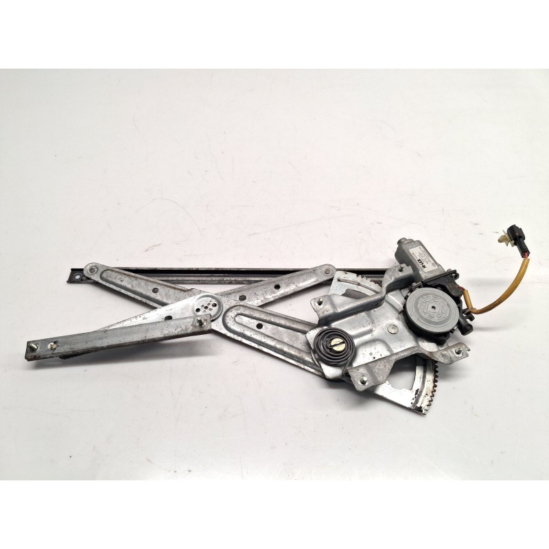 صفيف نافذة الزجاج الأمامي الخلفي الأيسر KIA Sorento I (jc) | Desguace Becerril